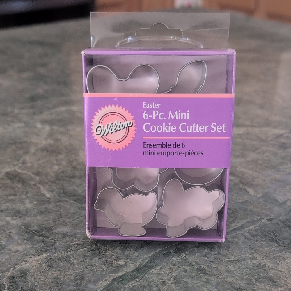 Wilton Purple Easter 6-Pc Mini Cookie Cutter Set